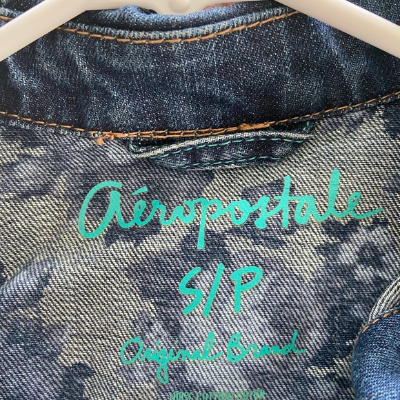 jean jacket ! - Picture 2 of 2